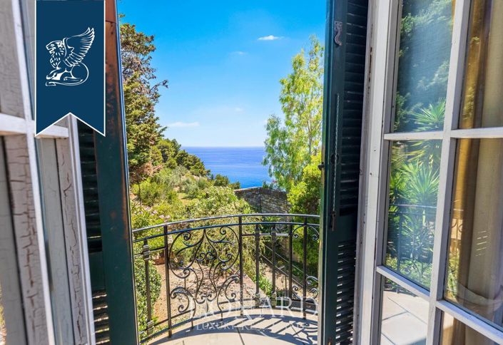 Image No.35-6 Bed Villa for sale