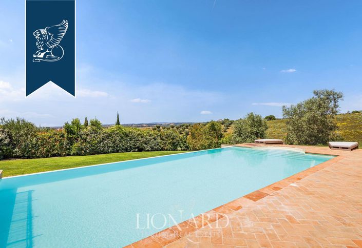 Image No.14-7 Bed Villa for sale