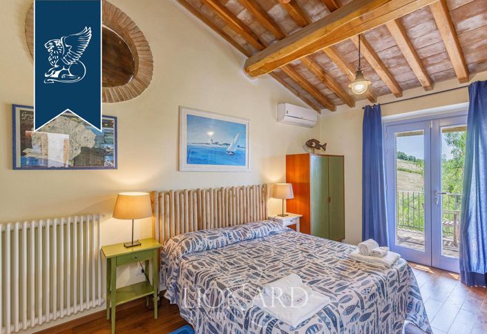 Image No.34-7 Bed Villa for sale