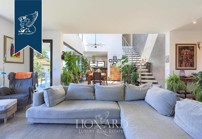 Image No.6-3 Bed Villa for sale