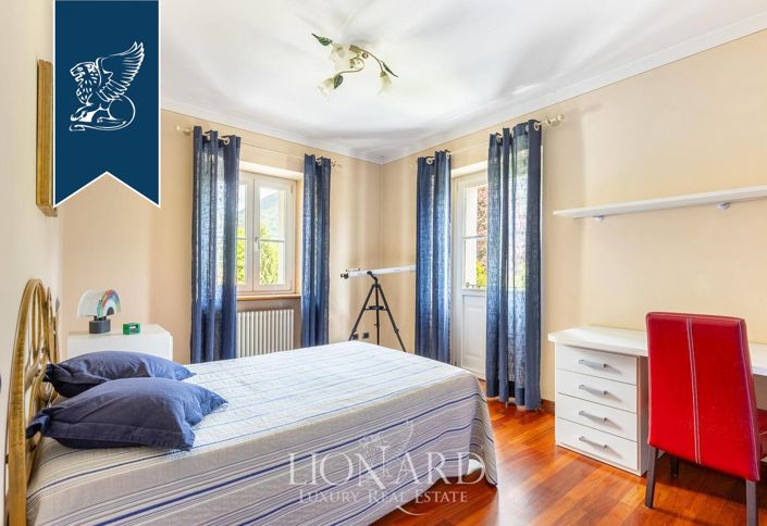 Image No.40-5 Bed Villa for sale
