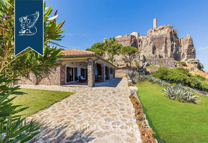 Image No.11-6 Bed Villa for sale