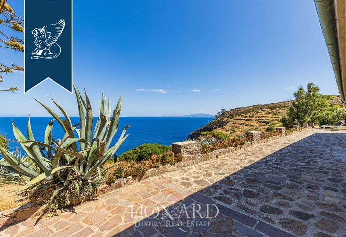 Image No.13-6 Bed Villa for sale