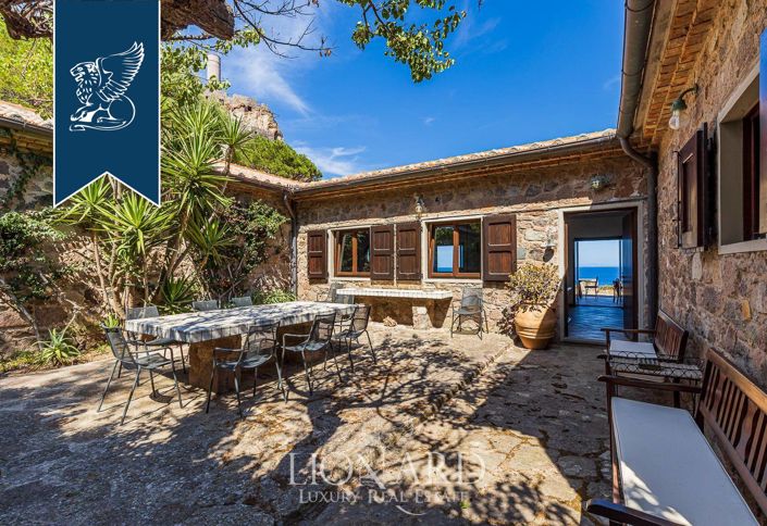 Image No.29-6 Bed Villa for sale