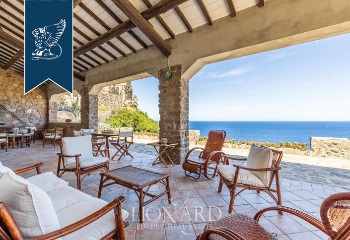 Image No.30-6 Bed Villa for sale