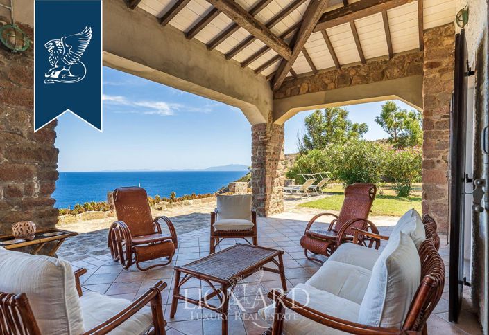 Image No.34-6 Bed Villa for sale