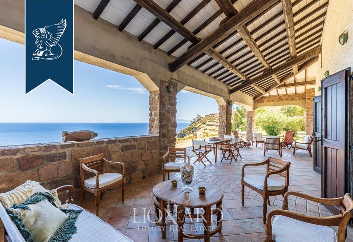 Image No.35-6 Bed Villa for sale