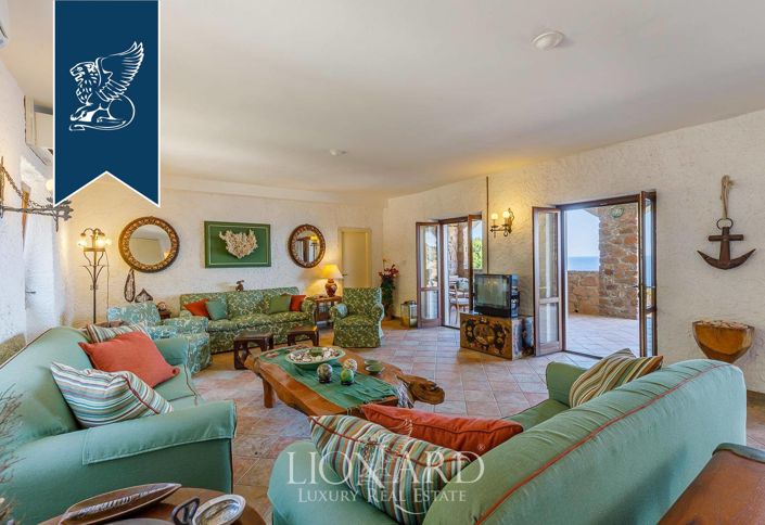 Image No.38-6 Bed Villa for sale