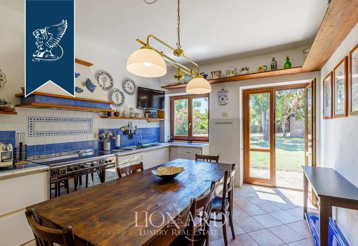 Image No.47-6 Bed Villa for sale
