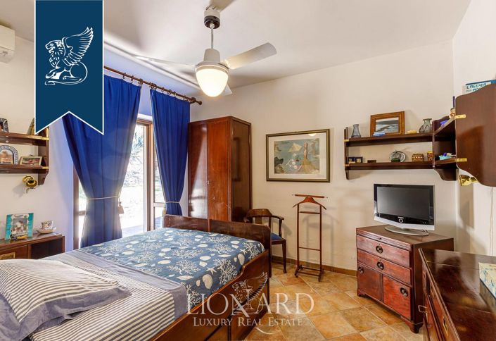 Image No.48-6 Bed Villa for sale