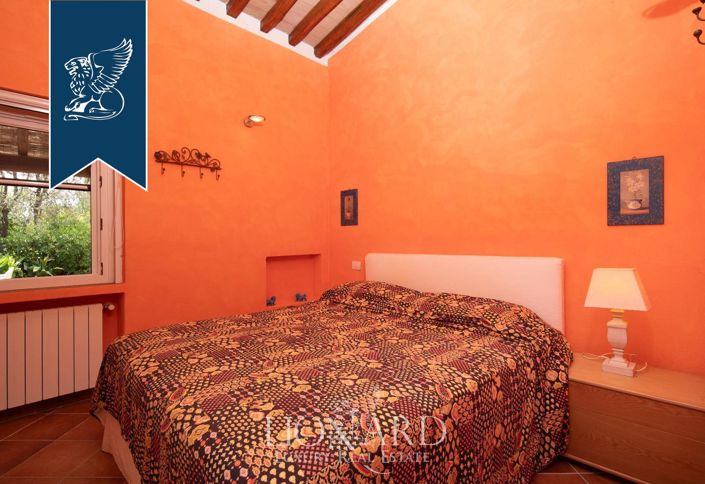 Image No.18-3 Bed Villa for sale