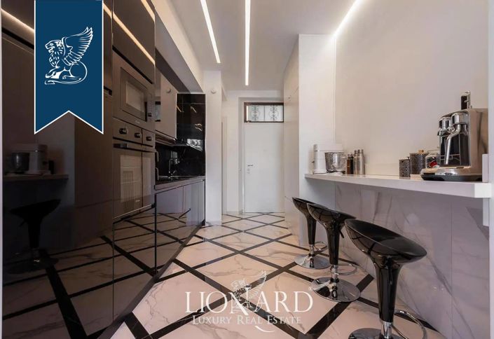 Image No.36-4 Bed Apartment for sale