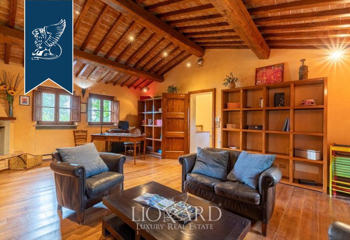 Image No.19-7 Bed Villa for sale