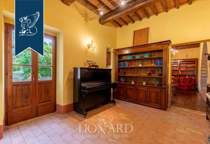 Image No.24-7 Bed Villa for sale