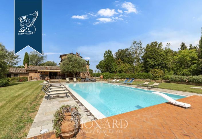 Image No.5-7 Bed Villa for sale
