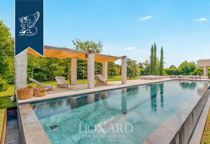 Image No.3-6 Bed Villa for sale