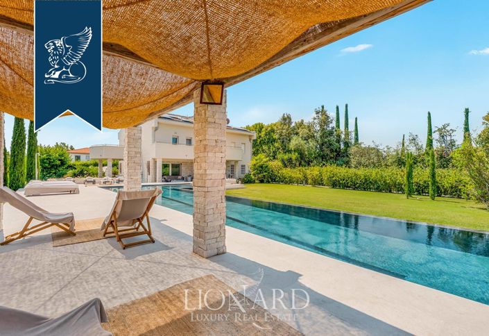 Image No.7-6 Bed Villa for sale