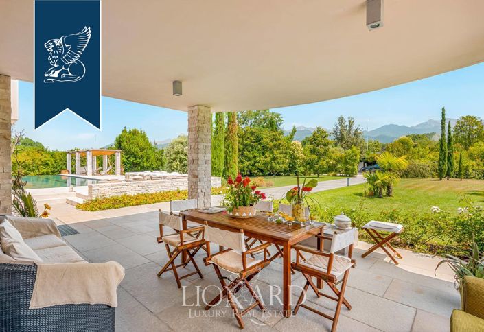 Image No.8-6 Bed Villa for sale