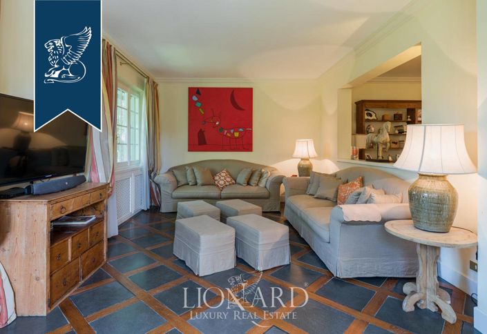 Image No.16-8 Bed Villa for sale