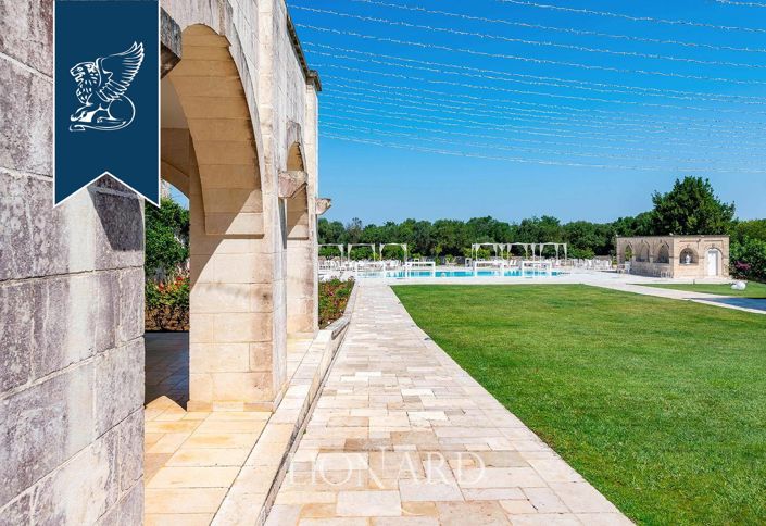 Image No.15-7 Bed Villa for sale