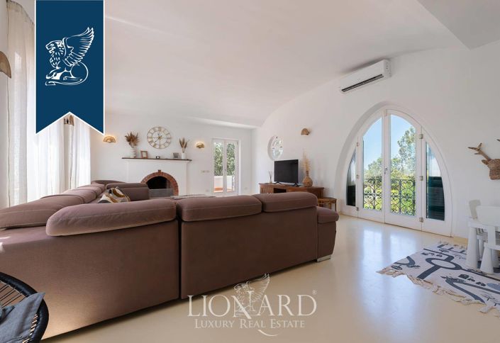 Image No.22-7 Bed Villa for sale