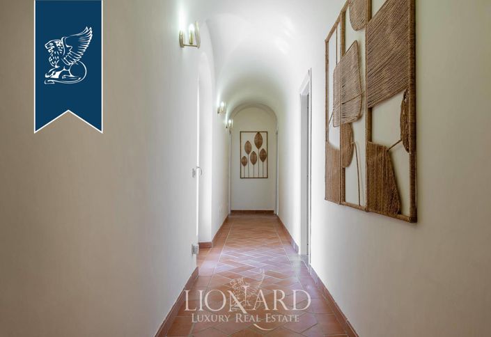 Image No.31-7 Bed Villa for sale