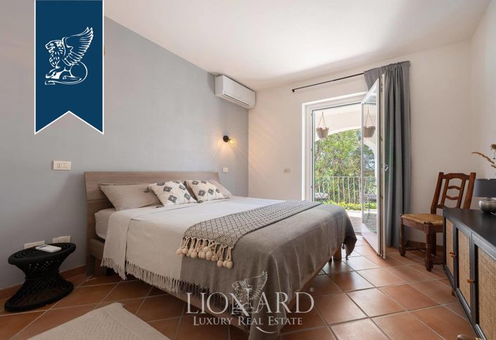 Image No.36-7 Bed Villa for sale