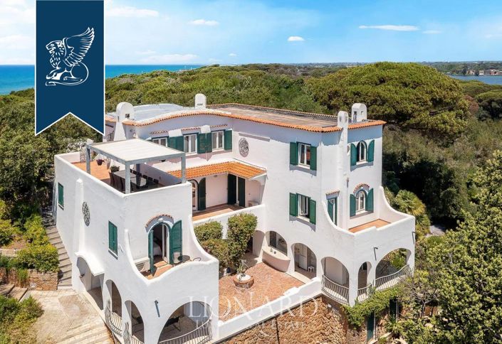 Image No.4-7 Bed Villa for sale