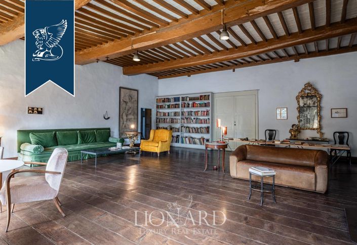 Image No.42-12 Bed Villa for sale
