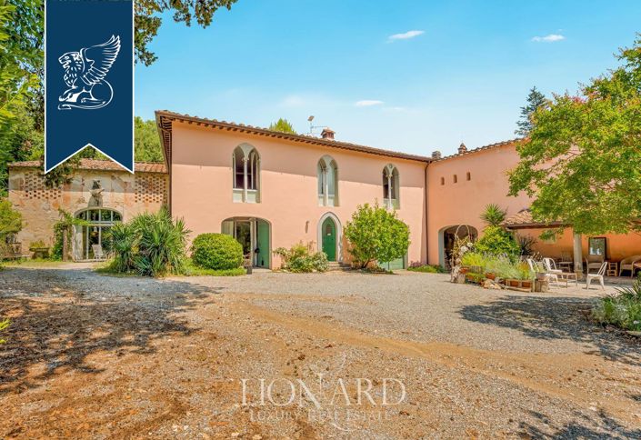 Image No.44-26 Bed Villa for sale
