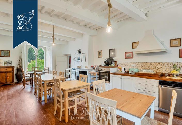 Image No.46-26 Bed Villa for sale