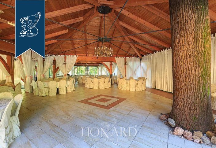 Image No.16-14 Bed Villa for sale