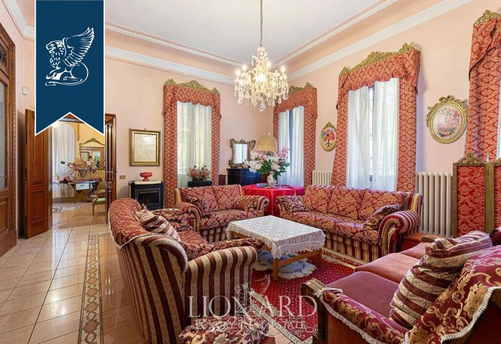 Image No.18-14 Bed Villa for sale