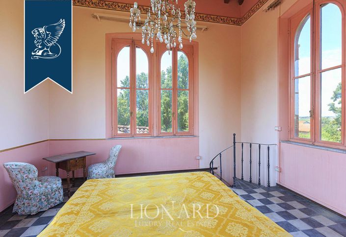 Image No.31-14 Bed Villa for sale