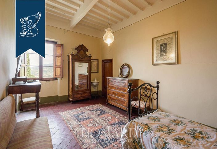 Image No.19-11 Bed Villa for sale