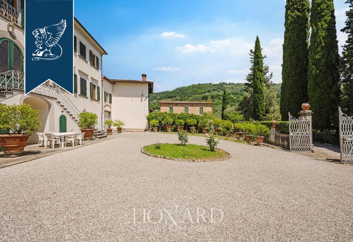 Image No.6-11 Bed Villa for sale
