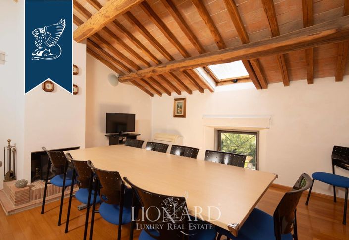 Image No.18-14 Bed Villa for sale