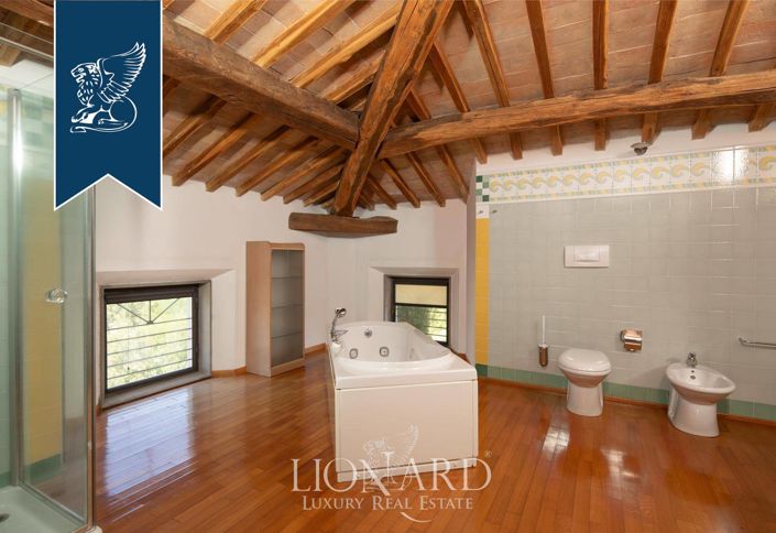 Image No.20-14 Bed Villa for sale
