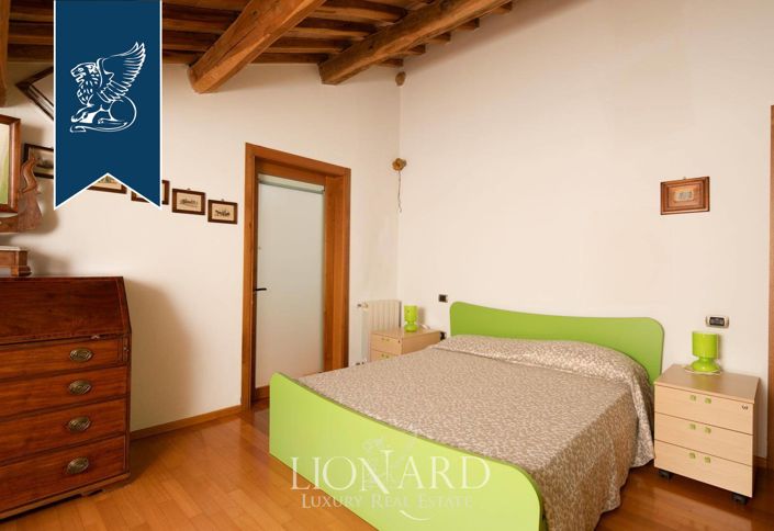 Image No.24-14 Bed Villa for sale