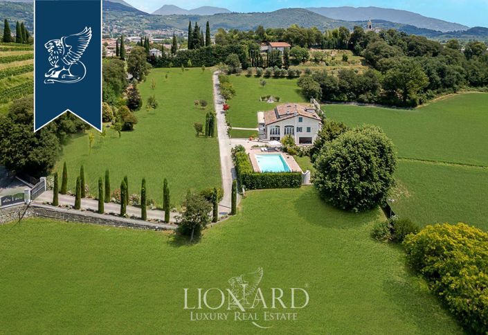 Image No.2-3 Bed Villa for sale