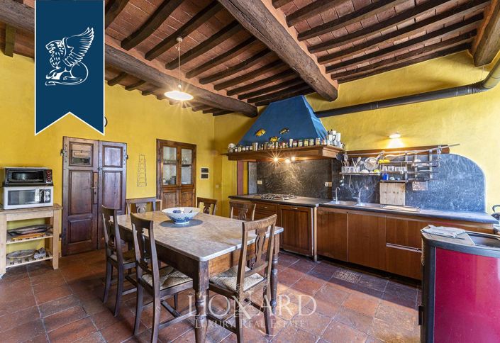 Image No.21-12 Bed Villa for sale