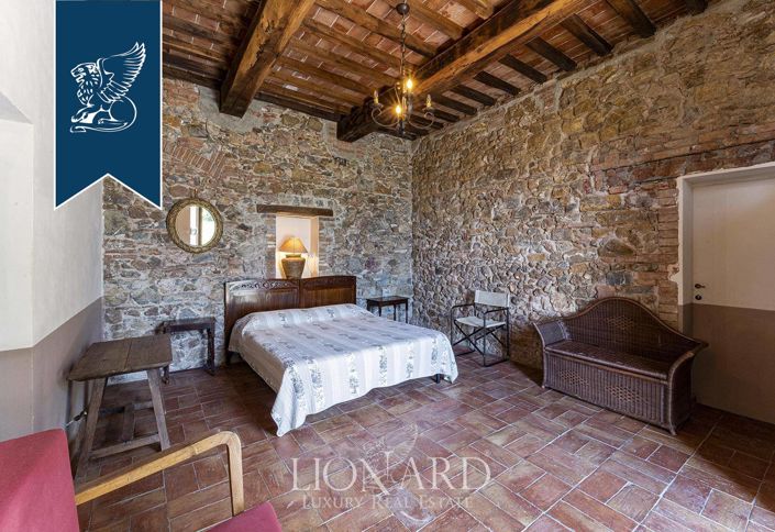 Image No.28-12 Bed Villa for sale