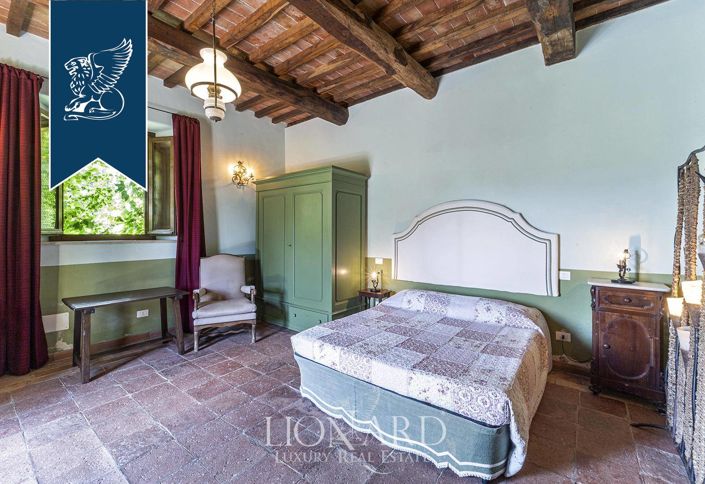 Image No.36-12 Bed Villa for sale