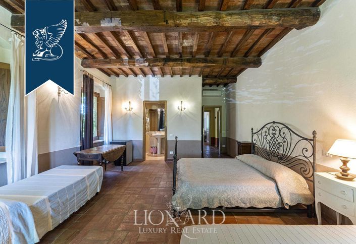 Image No.38-12 Bed Villa for sale