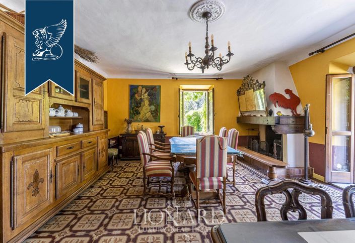 Image No.42-12 Bed Villa for sale