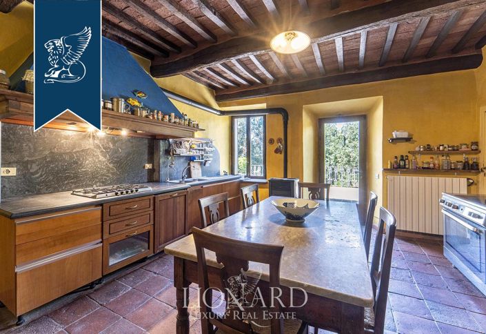 Image No.43-12 Bed Villa for sale