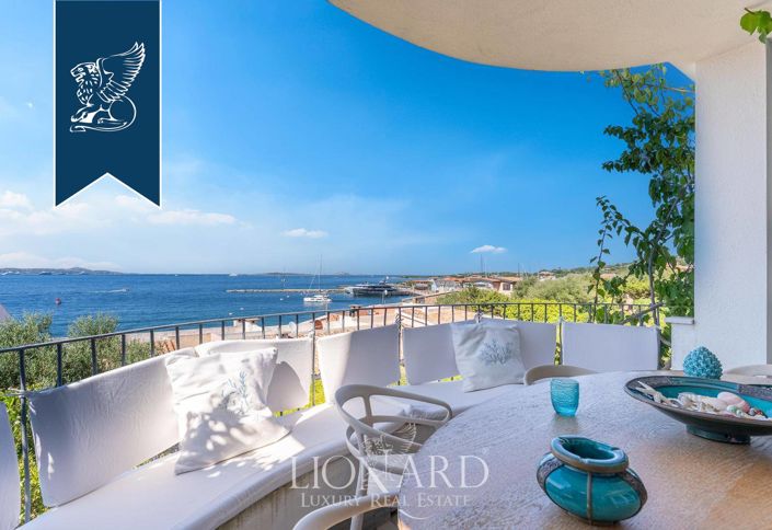 Image No.2-4 Bed Villa for sale