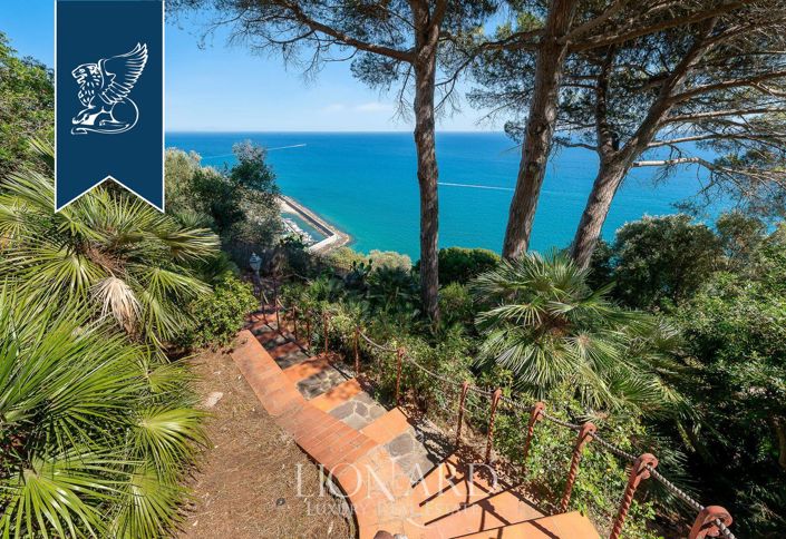Image No.18-Villa de 7 chambres à vendre à San Felice Circeo