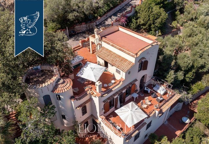 Image No.4-Villa de 7 chambres à vendre à San Felice Circeo