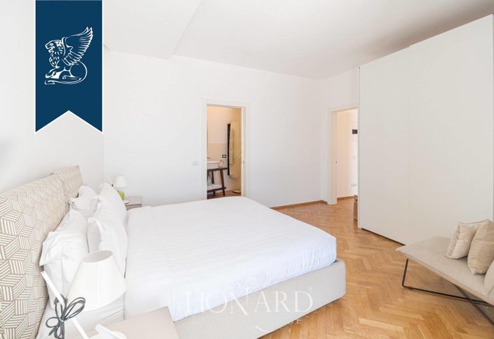 Image No.31-9 Bed Villa for sale